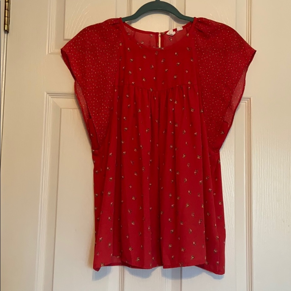 Flowly red blouse with flowers